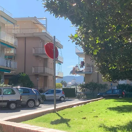 Pietra Ride&beach Apartment Pietra Ligure